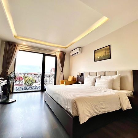 Paragon Noi bai Hotel&Pool Hanoi Esterno foto