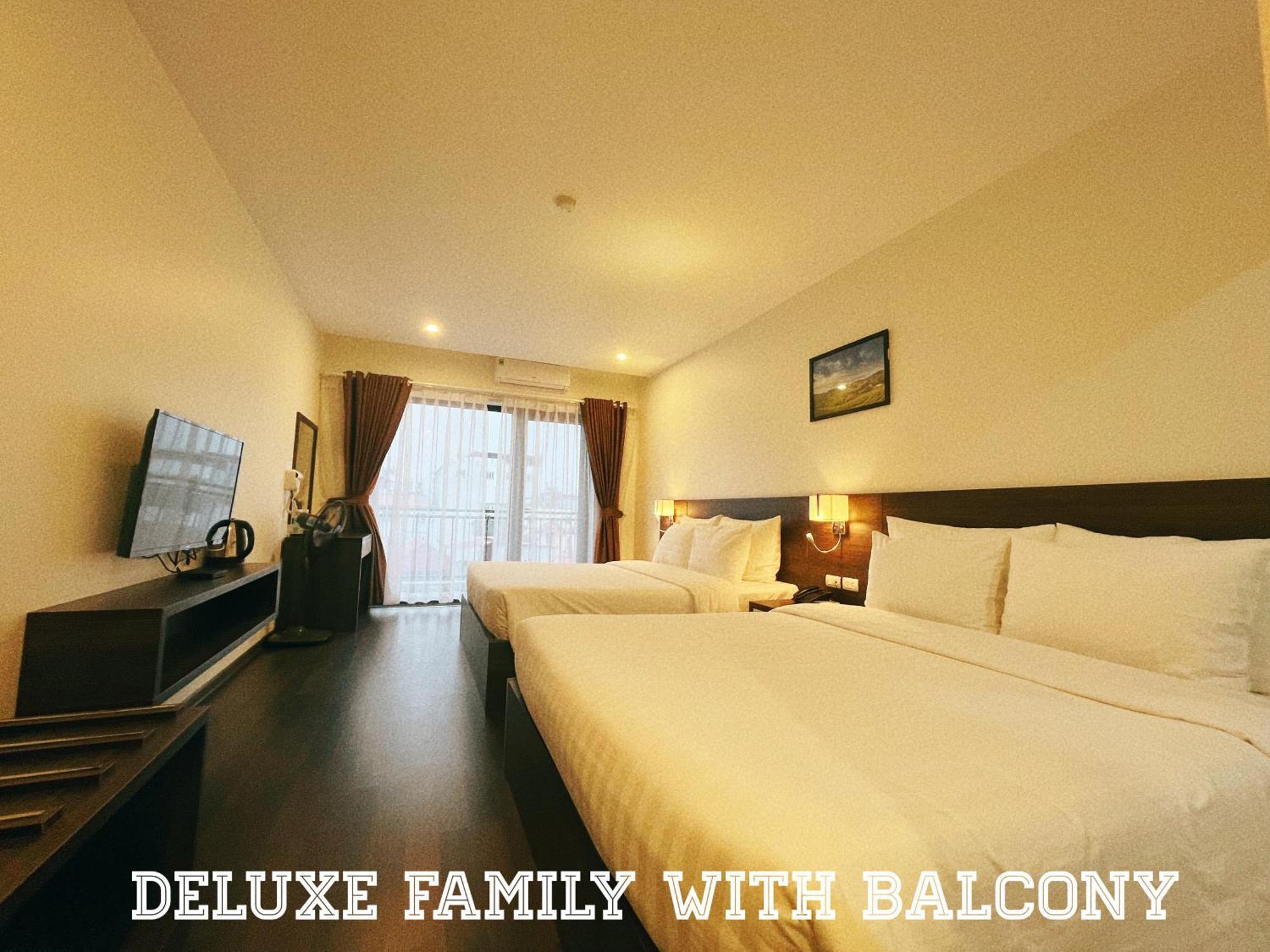 Paragon Noi bai Hotel&Pool Hanoi Esterno foto